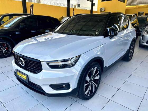 VOLVO XC40 1.5 T5 RECHARGE R-DESIGN GEARTRONIC